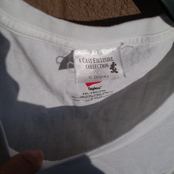 Disney Characters Exclusive T-Shirt XXL - Picture 3 of 4